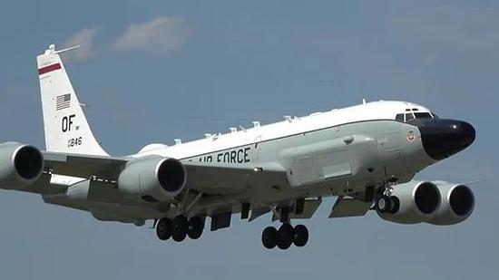 最新各国的飞机,最新各国的飞机，隐藏在小巷中的航空梦与独特小店
