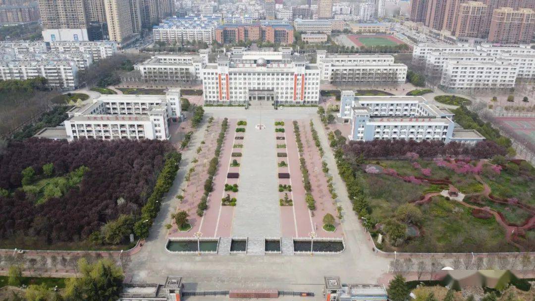 邓州最新招聘信息，变化中的机遇，学习与成长的号角，启程职场之旅！